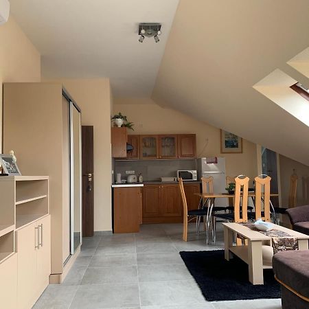 Balaton Kinizsi Apartman Siofok Bagian luar foto