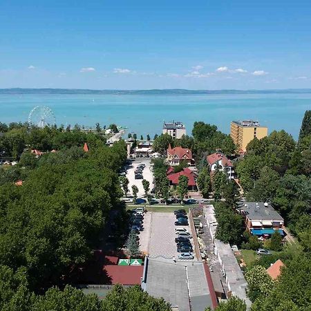 Balaton Kinizsi Apartman Siofok Bagian luar foto