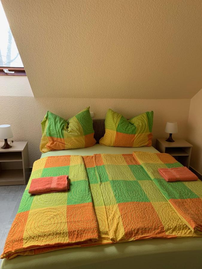 Balaton Kinizsi Apartman Siofok Bagian luar foto