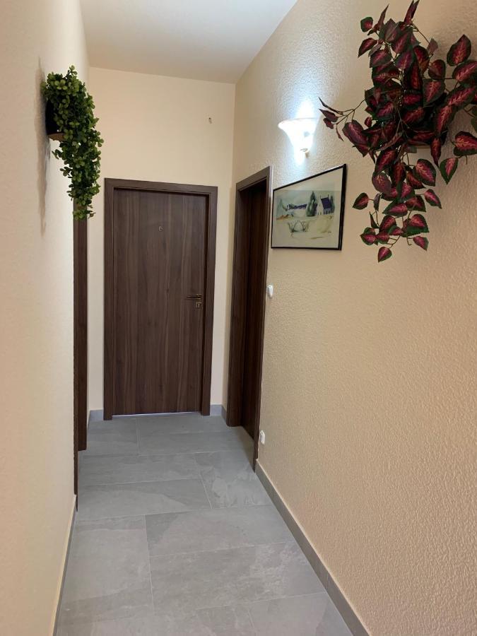 Balaton Kinizsi Apartman Siofok Bagian luar foto